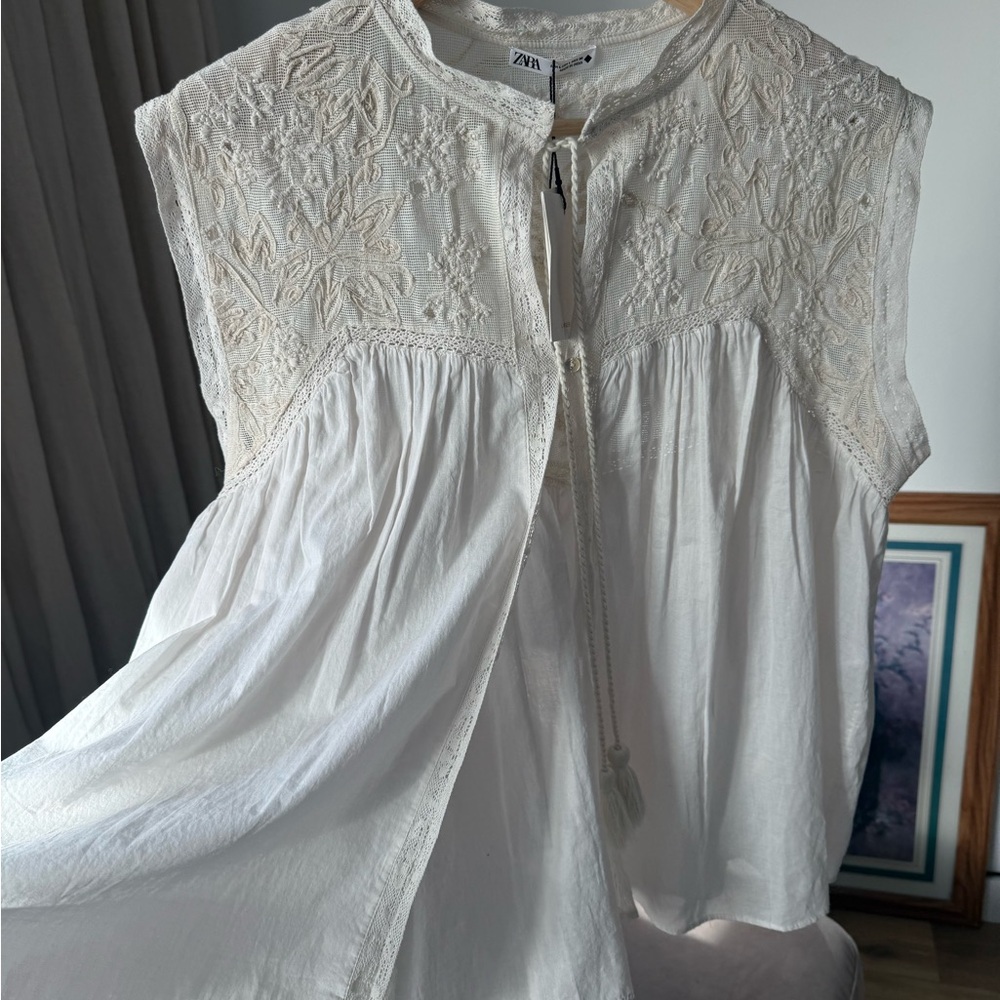 Limited Edition Embroidered Lace Top, Oyster White, Zara, L, NWT - Picture 7 of 13